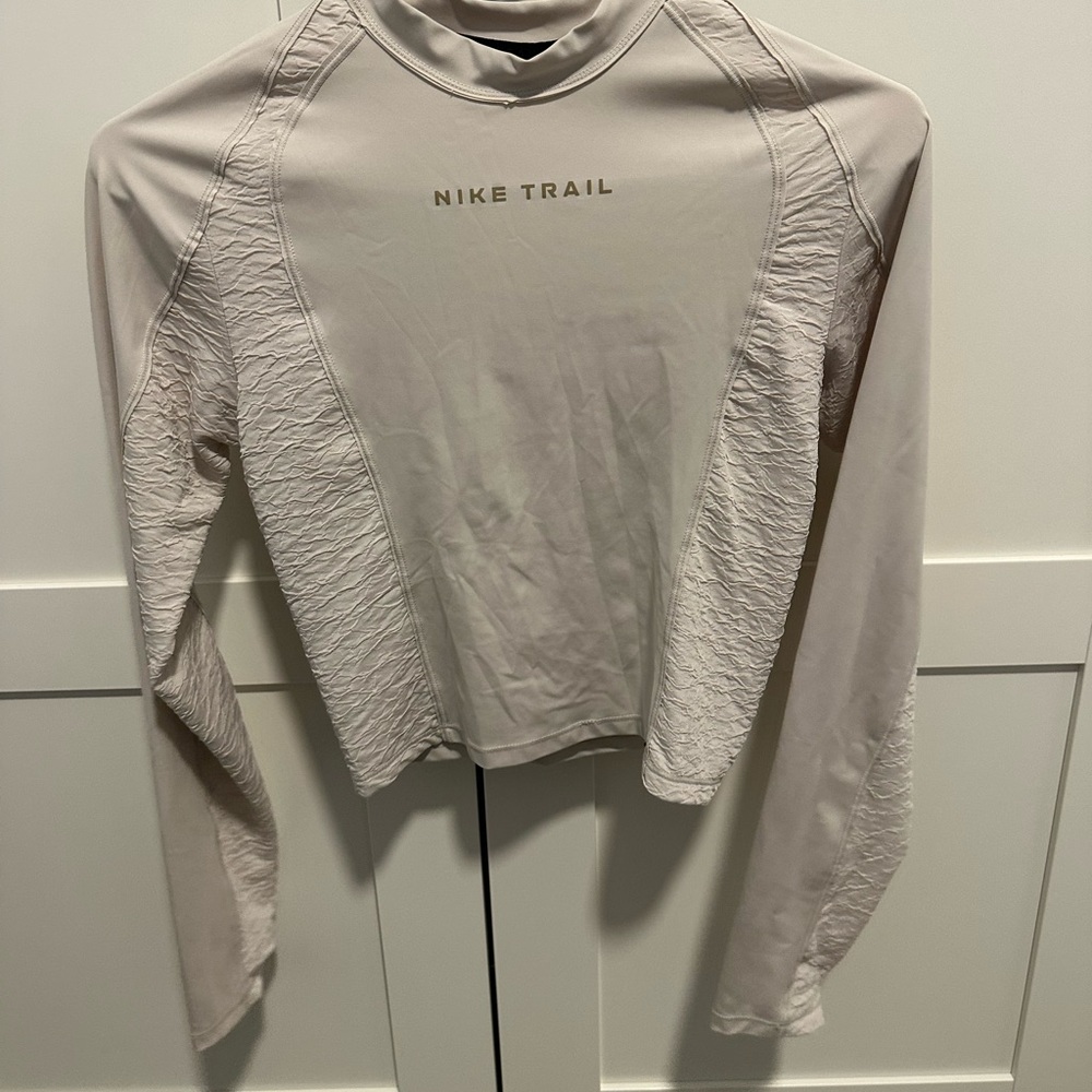 Nike Trail technical long sleeve